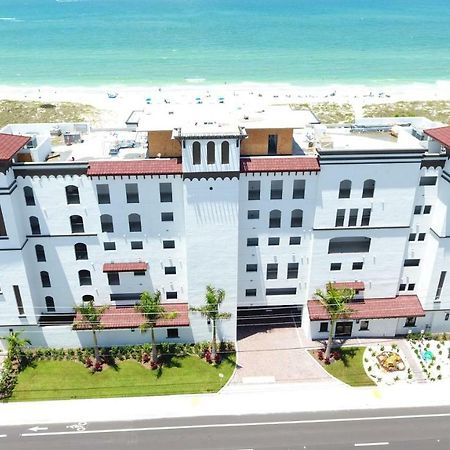 Barefoot Beach Club St. Pete Beach Exteriér fotografie