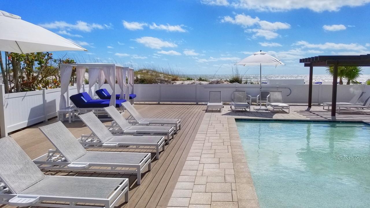 Barefoot Beach Club St. Pete Beach Exteriér fotografie