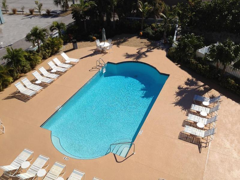 Barefoot Beach Club St. Pete Beach Exteriér fotografie