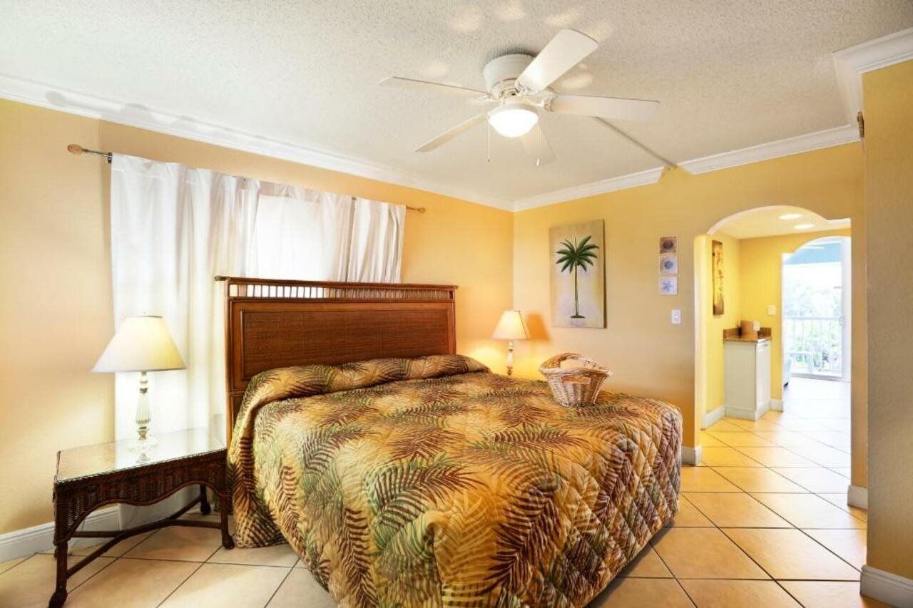 Barefoot Beach Club St. Pete Beach Exteriér fotografie